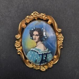 12K Gold Filled Victorian Woman Portrait Brooch